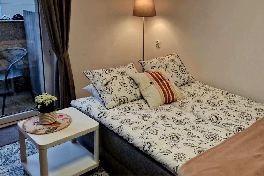 Apartament Zachodni Z Balkonem 4 Osoby Varšava Exteriér fotografie