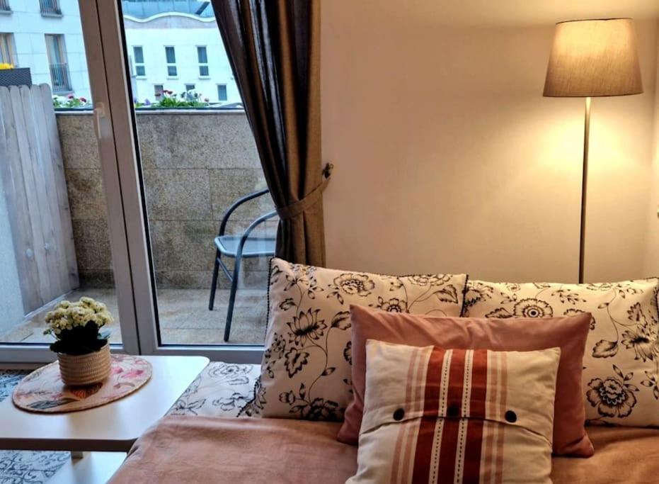Apartament Zachodni Z Balkonem 4 Osoby Varšava Exteriér fotografie